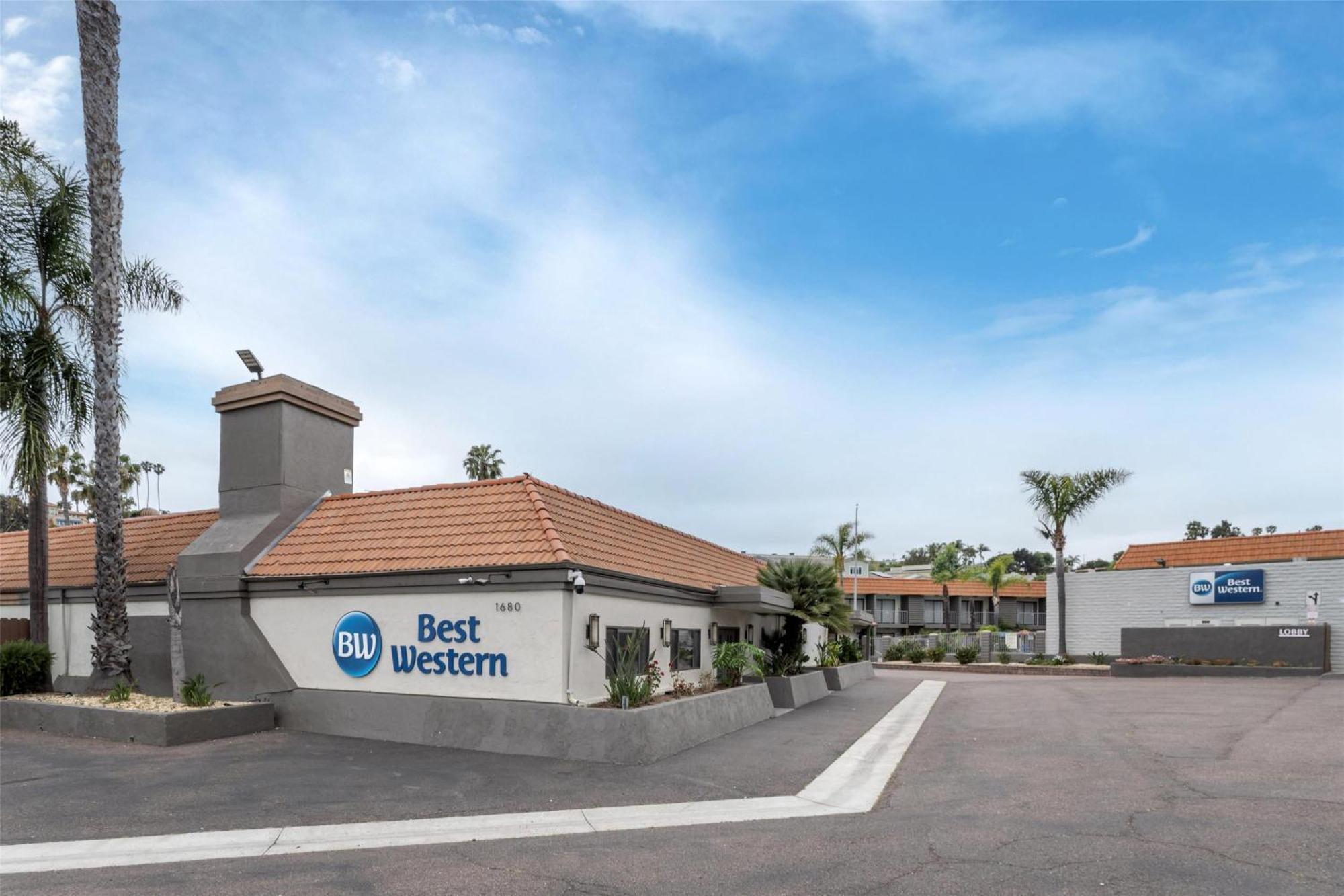 Western 3* Oceanside